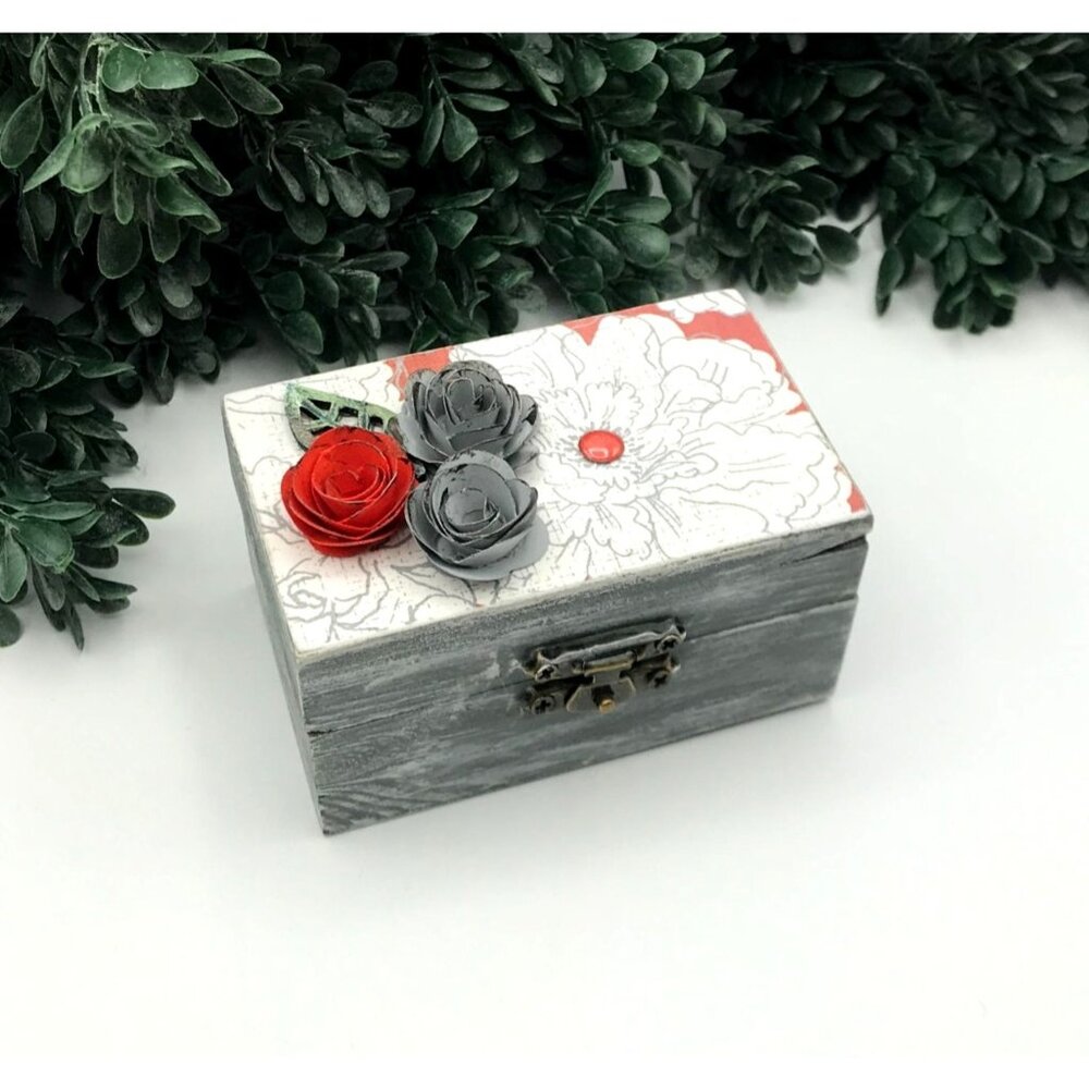Small Wooden Decorative Trinket Box With Floral Top & Paper Roses